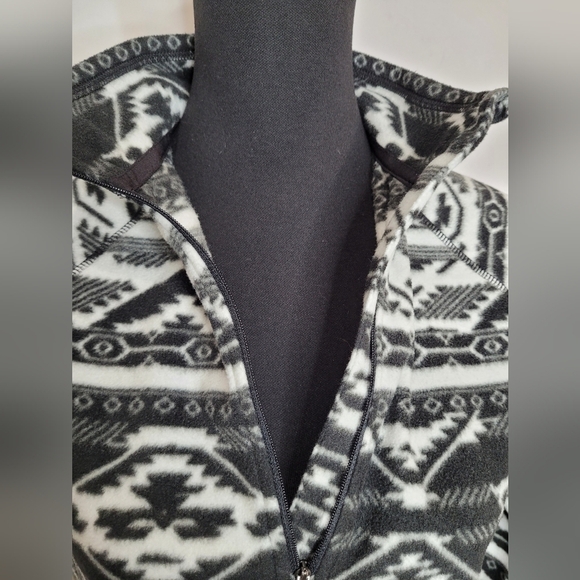 Eddie Bauer Women's Ultra Soft Fleece 1/4 Zip Long Sleeve Pullover - Size M - Picture 5 of 8